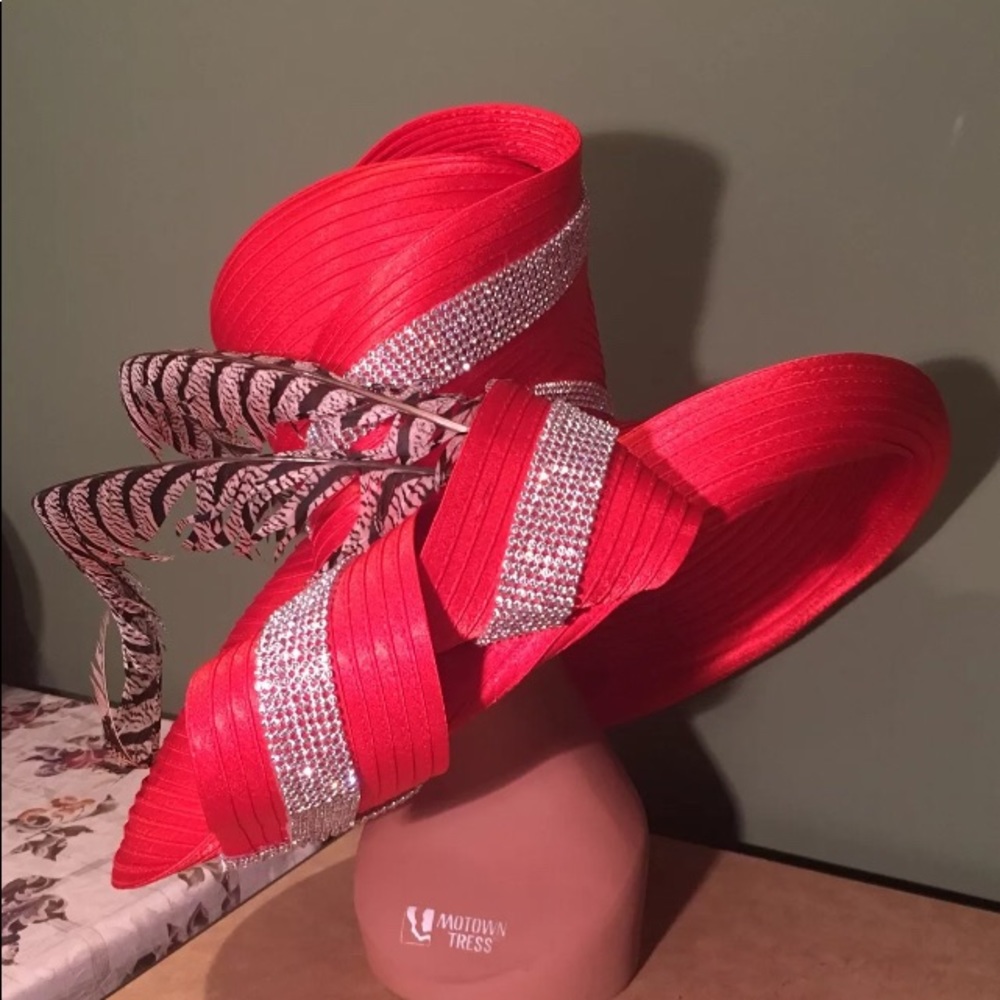 NEW STUNNING CHARM NY RHINESTONE RED CHURCH HAT